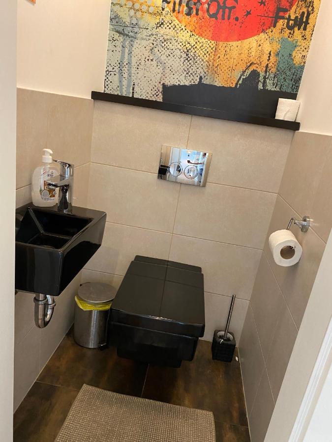 Modern 2 Bedrooms Penthouse in Gozsdu Court  Boedapest Buitenkant foto