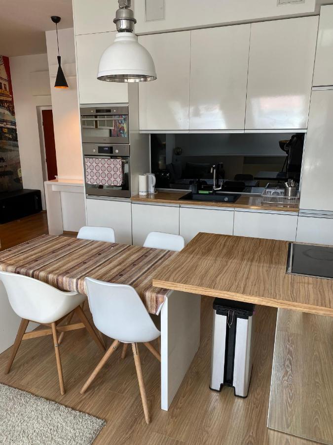 Modern 2 Bedrooms Penthouse in Gozsdu Court  Boedapest Buitenkant foto